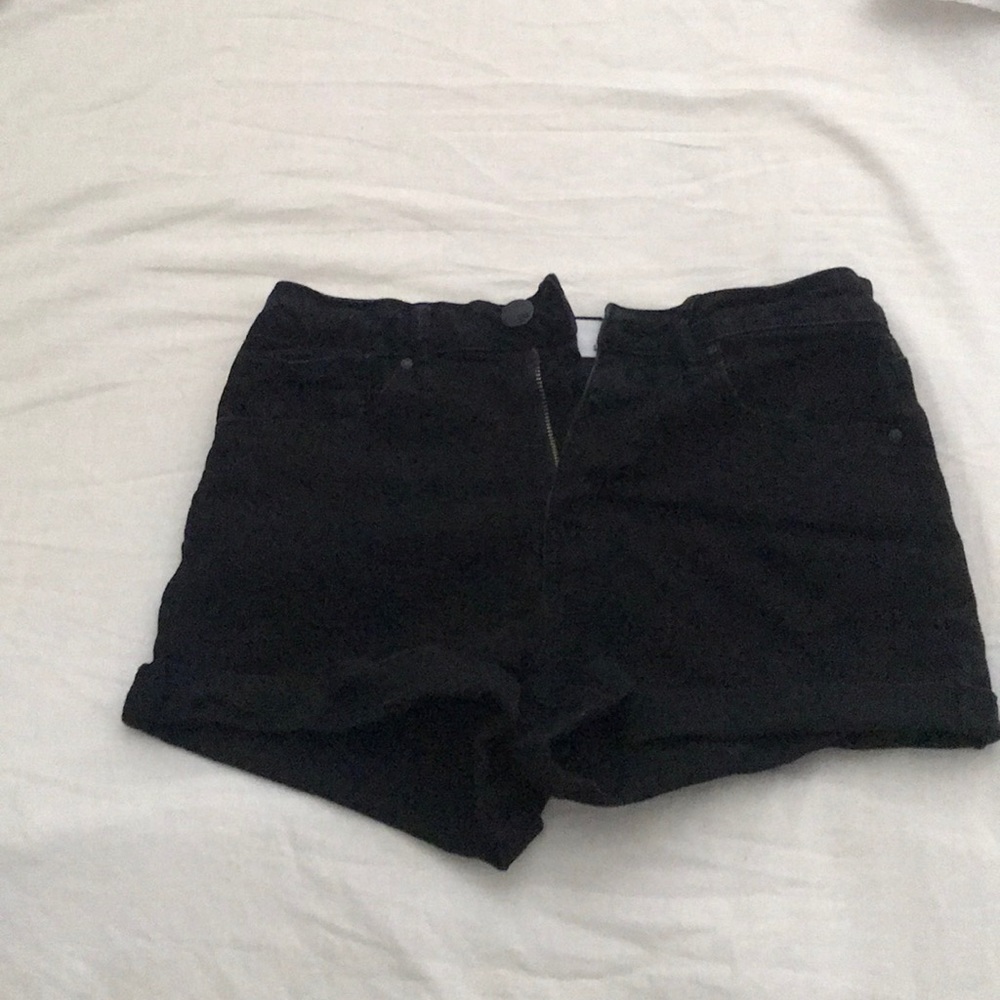 RSQ black jean shorts